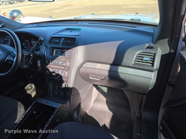 image for item EV5637 2016 Ford Explorer Police Interceptor SUV