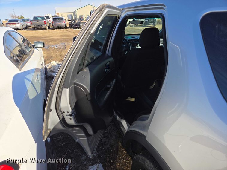 image for item EV5637 2016 Ford Explorer Police Interceptor SUV