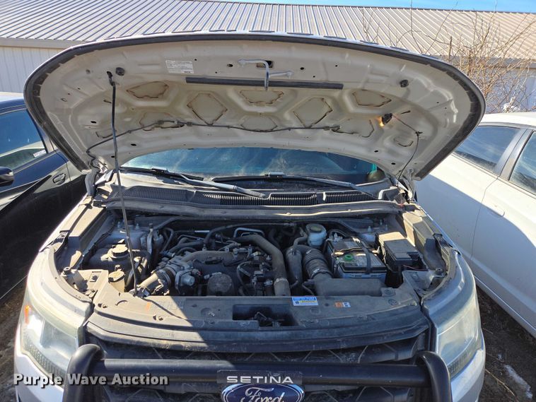 image for item EV5637 2016 Ford Explorer Police Interceptor SUV