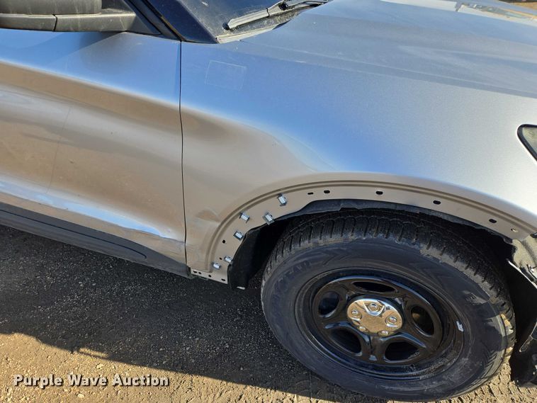 image for item EV5640 2020 Ford Explorer Police Interceptor SUV