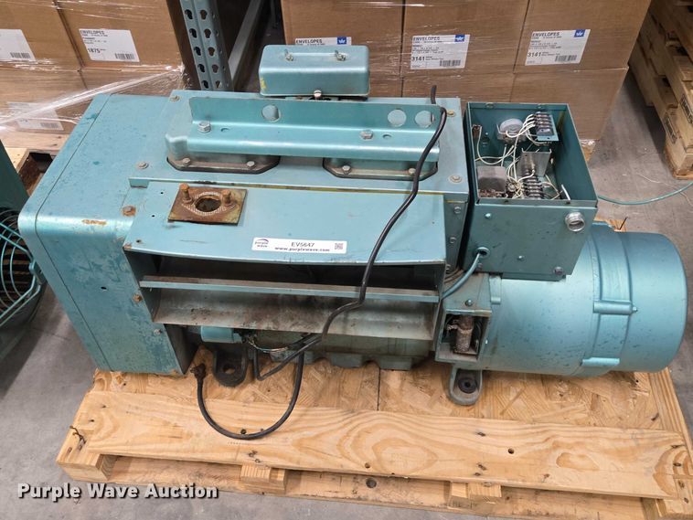 image for item EV5647 Onan 12JC generator