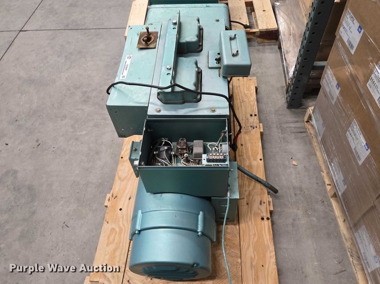 image for item EV5647 Onan 12JC generator