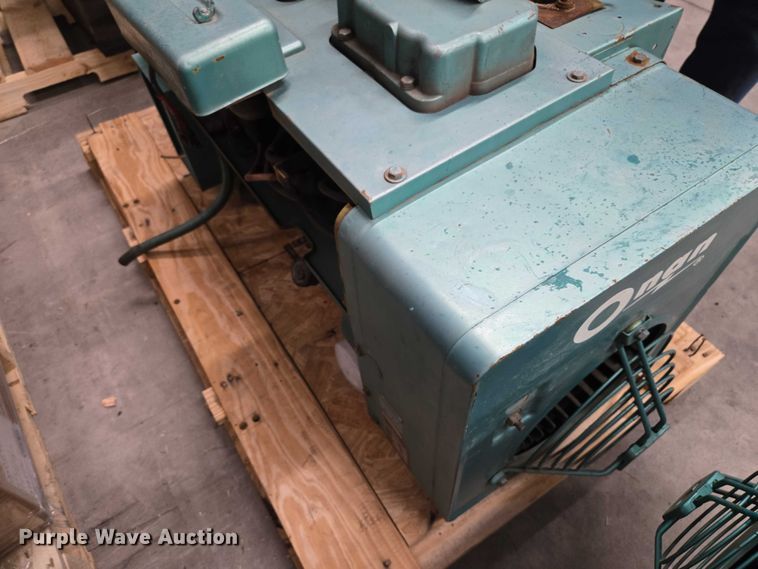 image for item EV5647 Onan 12JC generator