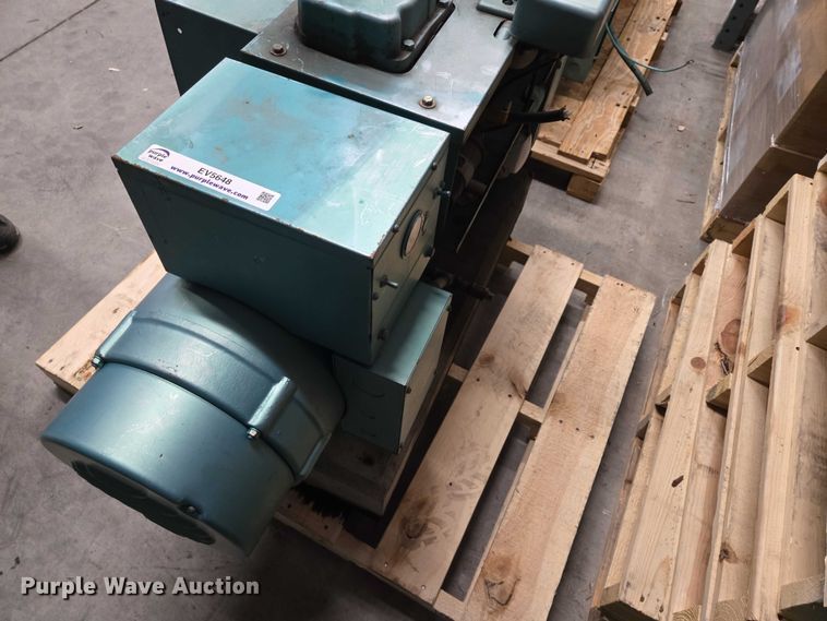 image for item EV5648 Onan 12JC generator