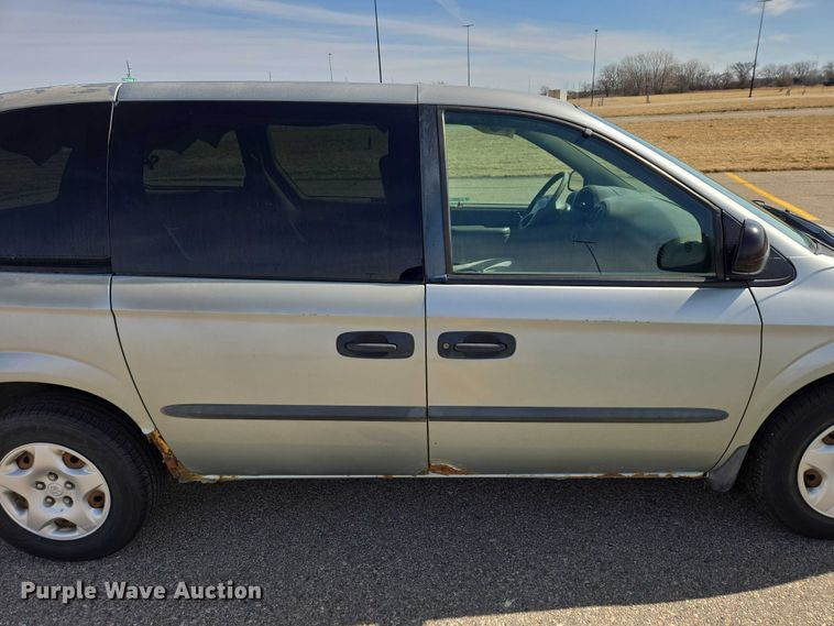 image for item EV5669 2003 Dodge Grand Caravan van