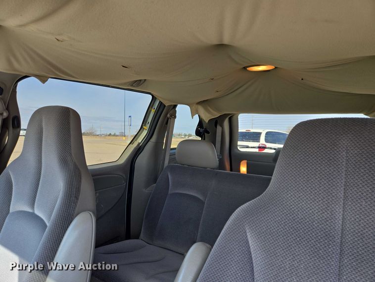 image for item EV5669 2003 Dodge Grand Caravan van
