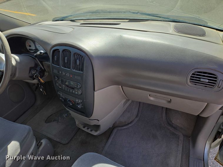 image for item EV5669 2003 Dodge Grand Caravan van