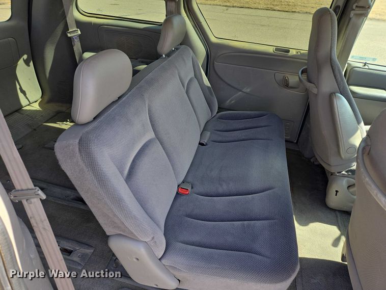 image for item EV5669 2003 Dodge Grand Caravan van