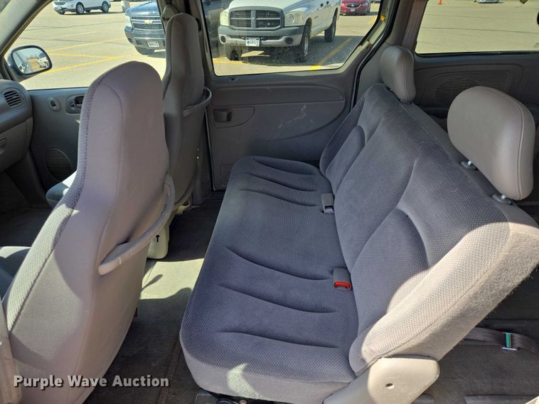 image for item EV5669 2003 Dodge Grand Caravan van
