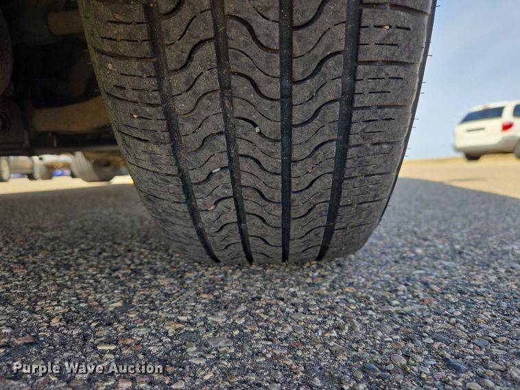 image for item EV5669 2003 Dodge Grand Caravan van