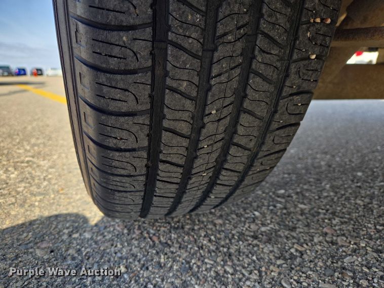 image for item EV5669 2003 Dodge Grand Caravan van