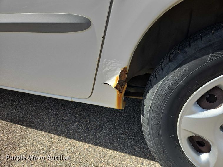 image for item EV5670 2001 Dodge Grand Caravan van