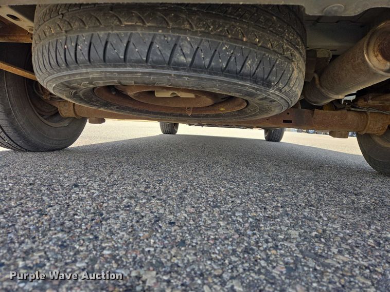 image for item EV5670 2001 Dodge Grand Caravan van