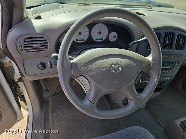 image for item EV5670 2001 Dodge Grand Caravan van