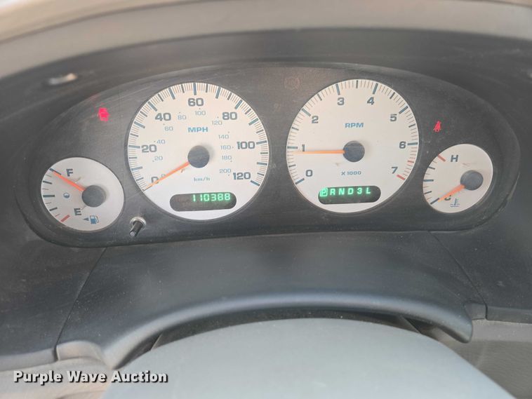 image for item EV5670 2001 Dodge Grand Caravan van