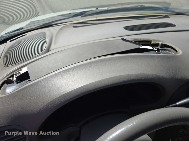 image for item EV5670 2001 Dodge Grand Caravan van