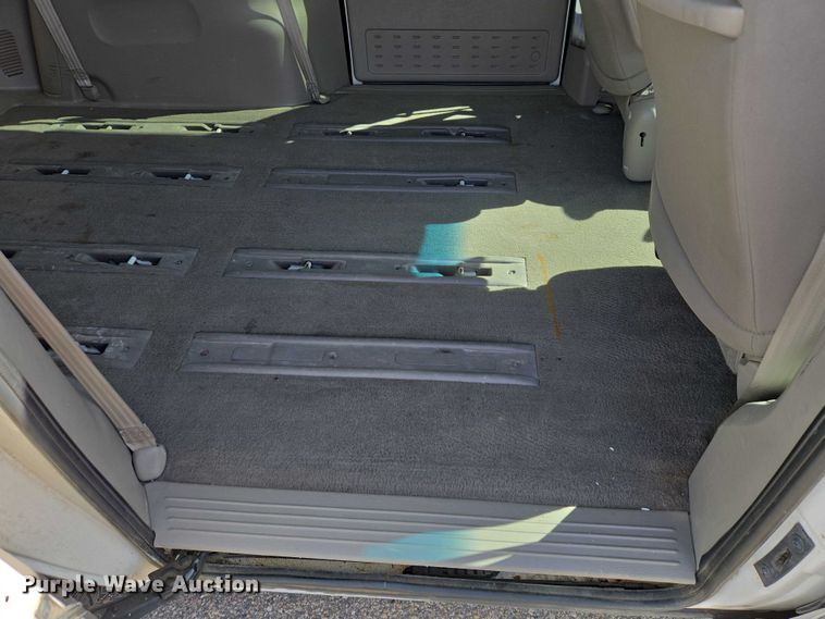 image for item EV5670 2001 Dodge Grand Caravan van