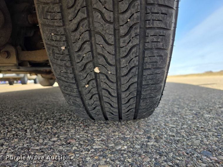 image for item EV5670 2001 Dodge Grand Caravan van