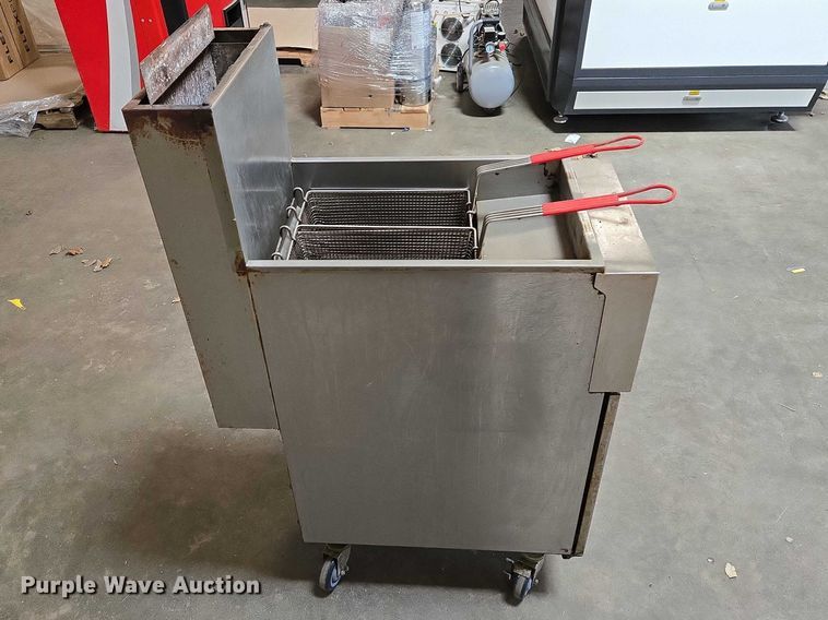 image for item EV5675 Vulcan 1GR45M-1 fryer