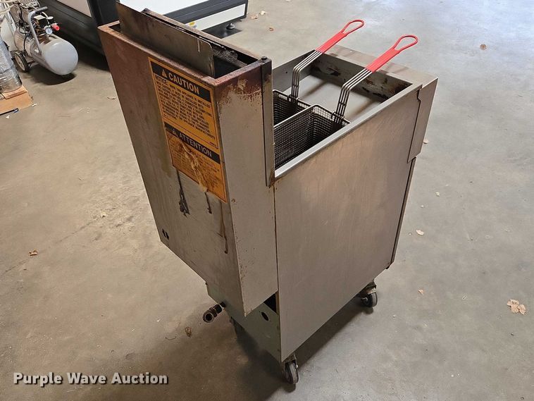 image for item EV5675 Vulcan 1GR45M-1 fryer