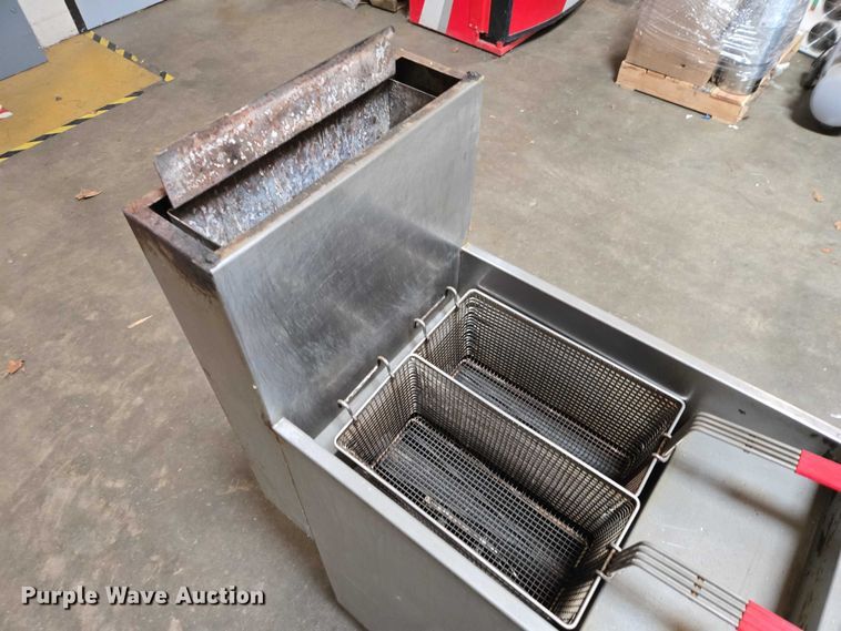 image for item EV5675 Vulcan 1GR45M-1 fryer