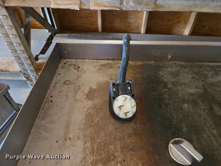 image for item EV5680 Garland flat top griddle