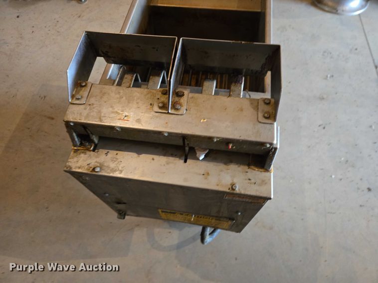 image for item EV5686 Vulcan 1ERD40-12 fryer