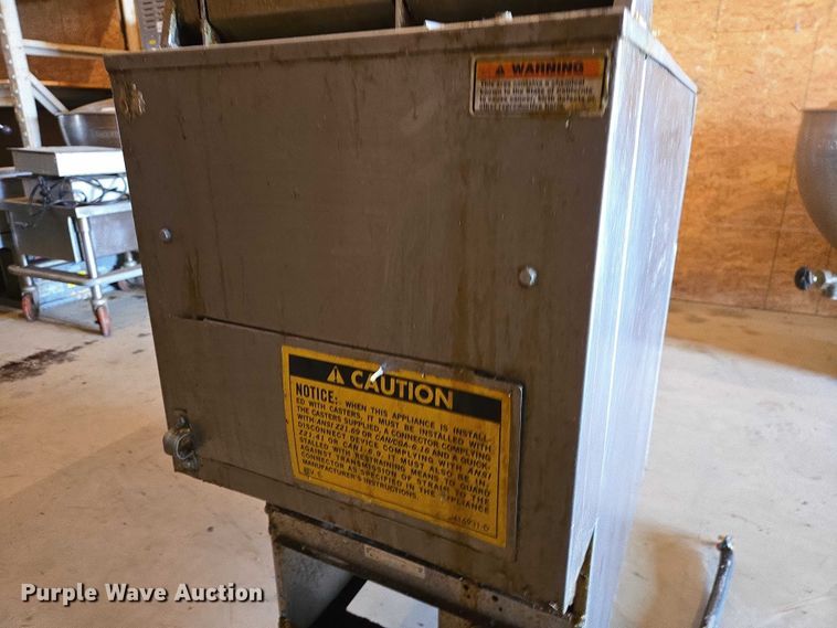 image for item EV5686 Vulcan 1ERD40-12 fryer