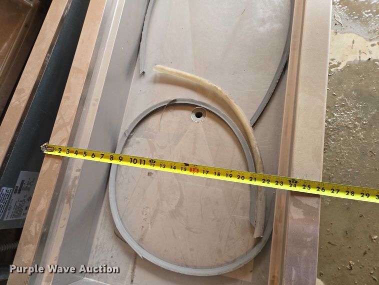 image for item EV5690 Manitowoc trays