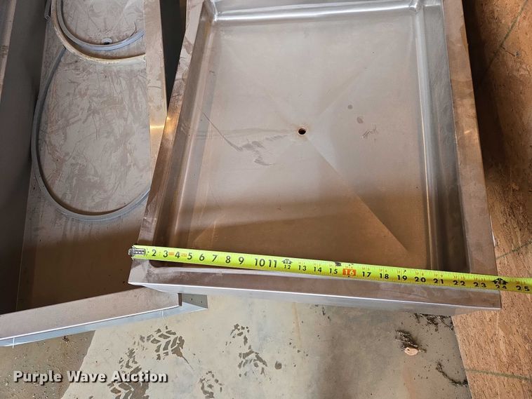 image for item EV5690 Manitowoc trays