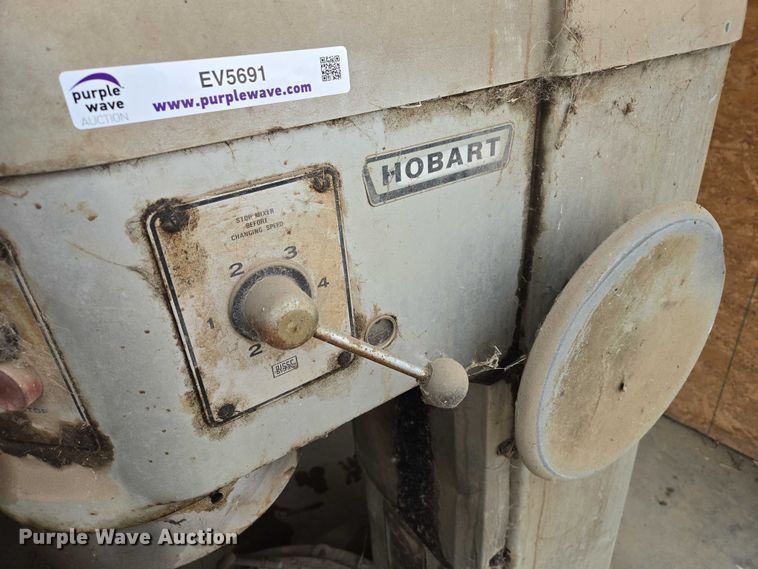 image for item EV5691 Hobart H-600 mixer