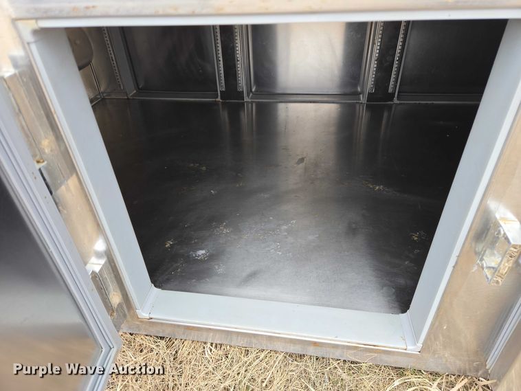 image for item EV5692 Kairak KRI-10S serving table