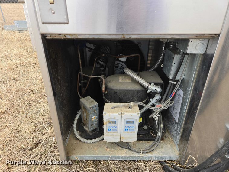 image for item EV5692 Kairak KRI-10S serving table