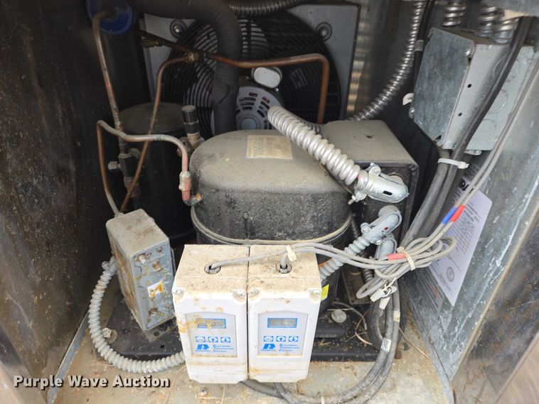 image for item EV5692 Kairak KRI-10S serving table