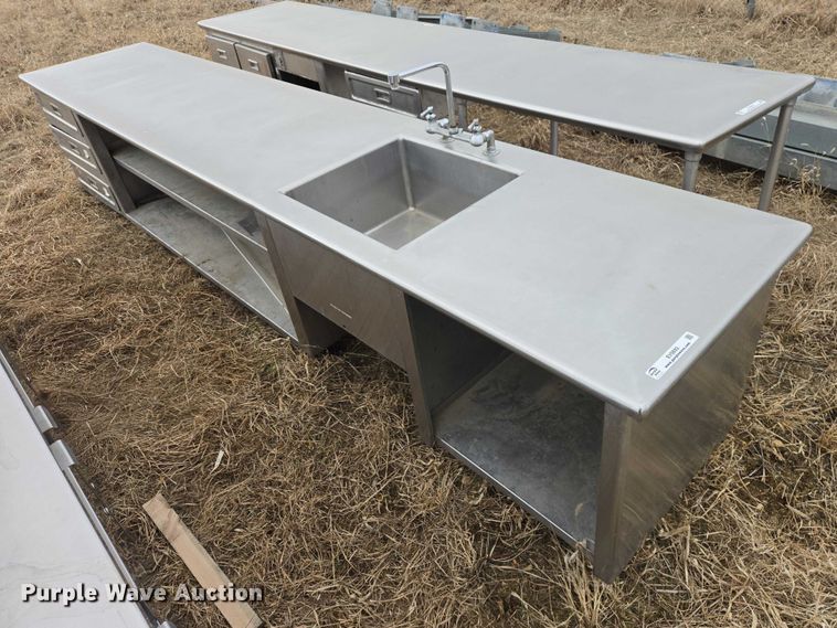 image for item EV5693 table