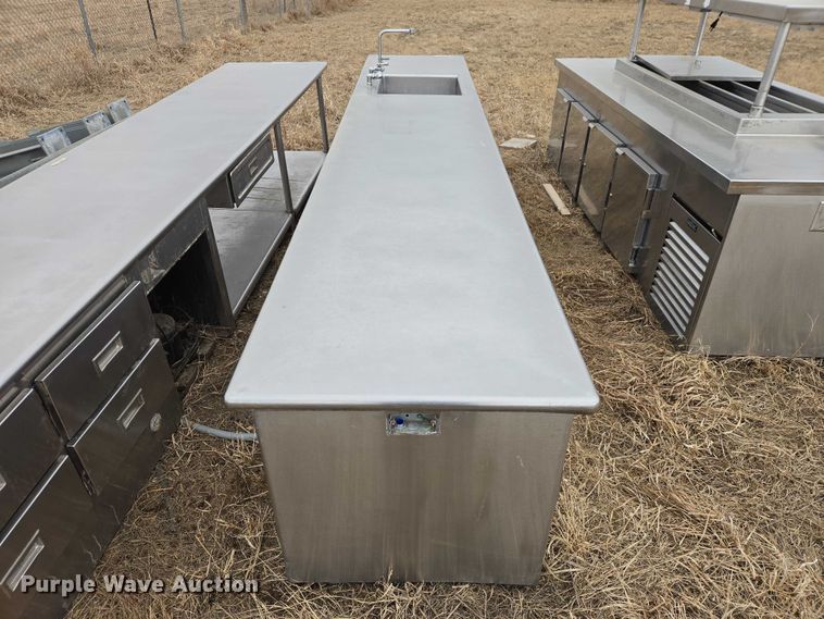 image for item EV5693 table