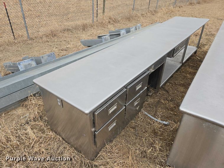 image for item EV5694 Table