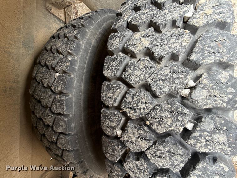 image for item EV6013 2002 American Transportation Company International 3000IC school bus