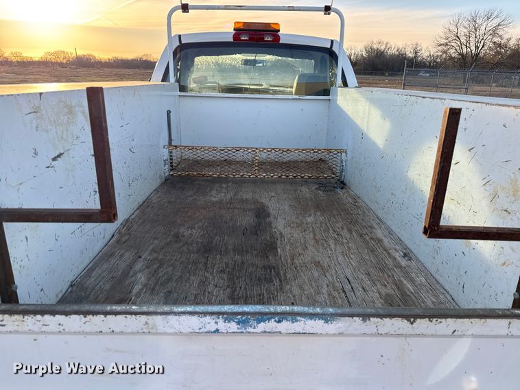 image for item EV7602 2005 Dodge Ram 2500 utility bed pickup truck