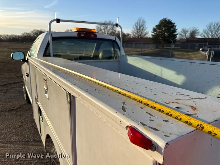 image for item EV7602 2005 Dodge Ram 2500 utility bed pickup truck