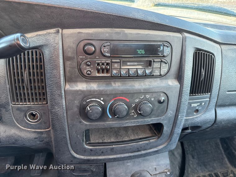 image for item EV7602 2005 Dodge Ram 2500 utility bed pickup truck