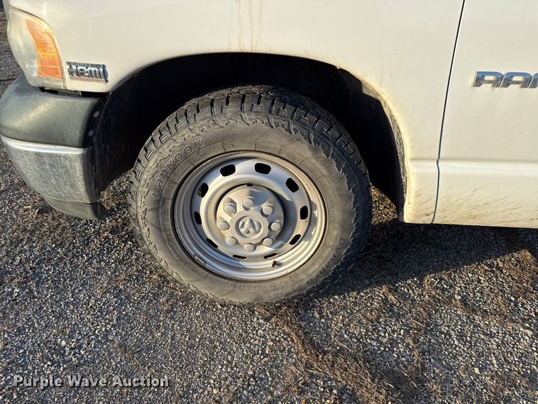 image for item EV7602 2005 Dodge Ram 2500 utility bed pickup truck