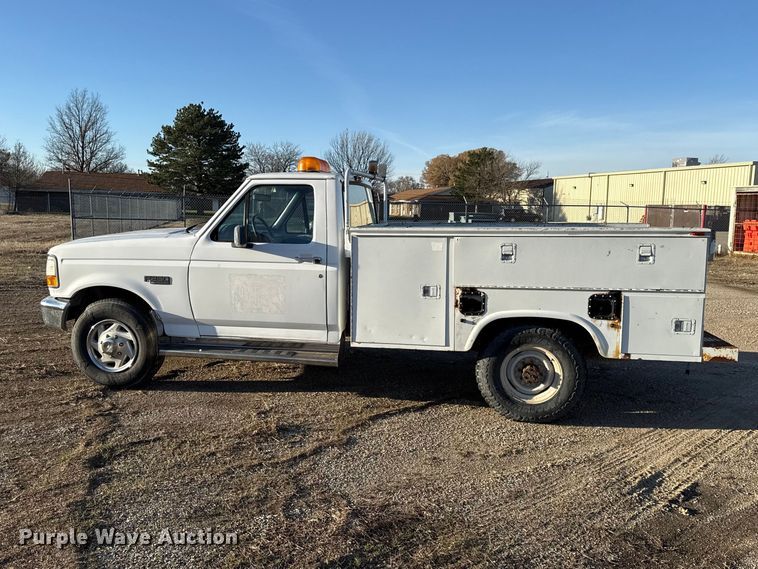 image for item EV7604 1996 Ford F250 utility bed pickup truck