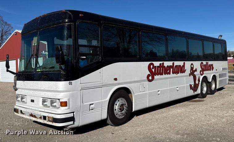 image for item FB0725 1999 Blue Bird Commercial Bus coach bus