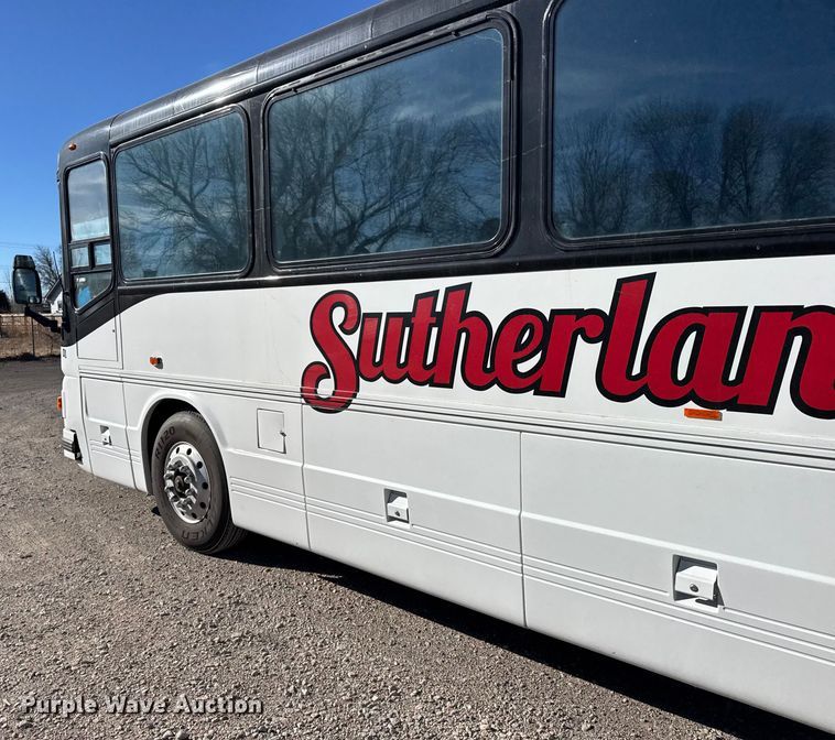 image for item FB0725 1999 Blue Bird Commercial Bus coach bus