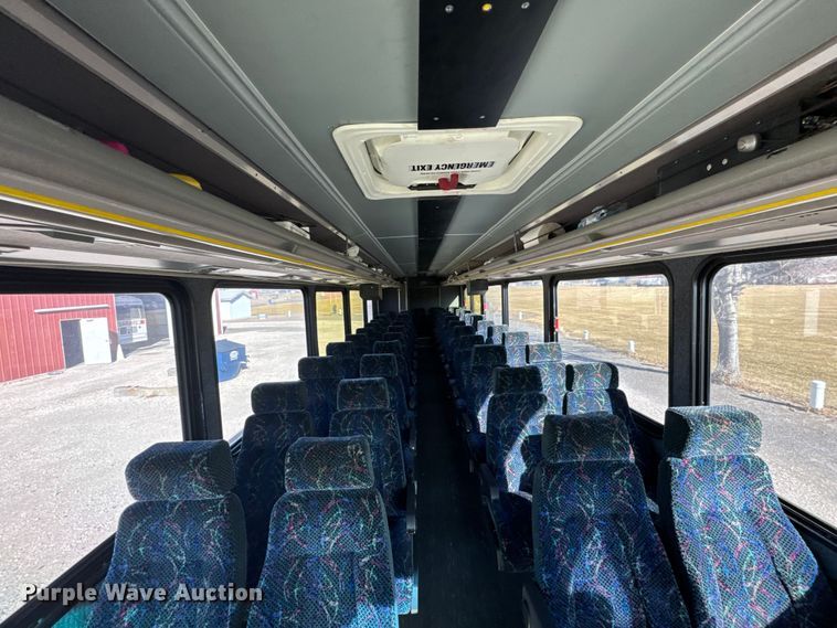 image for item FB0725 1999 Blue Bird Commercial Bus coach bus