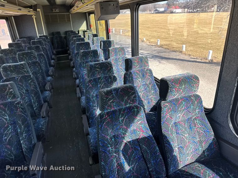 image for item FB0725 1999 Blue Bird Commercial Bus coach bus