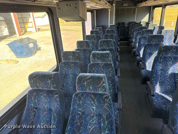 image for item FB0725 1999 Blue Bird Commercial Bus coach bus