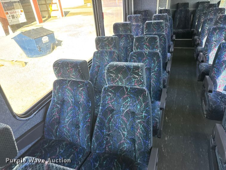 image for item FB0725 1999 Blue Bird Commercial Bus coach bus