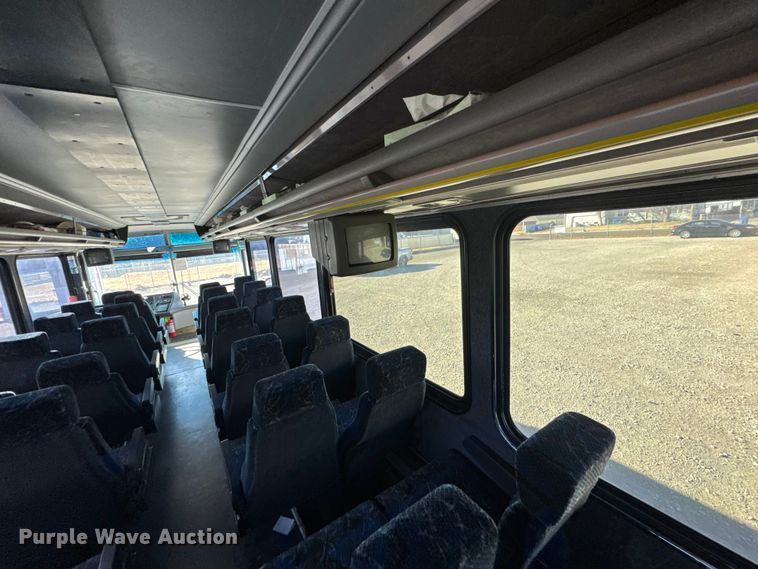 image for item FB0725 1999 Blue Bird Commercial Bus coach bus